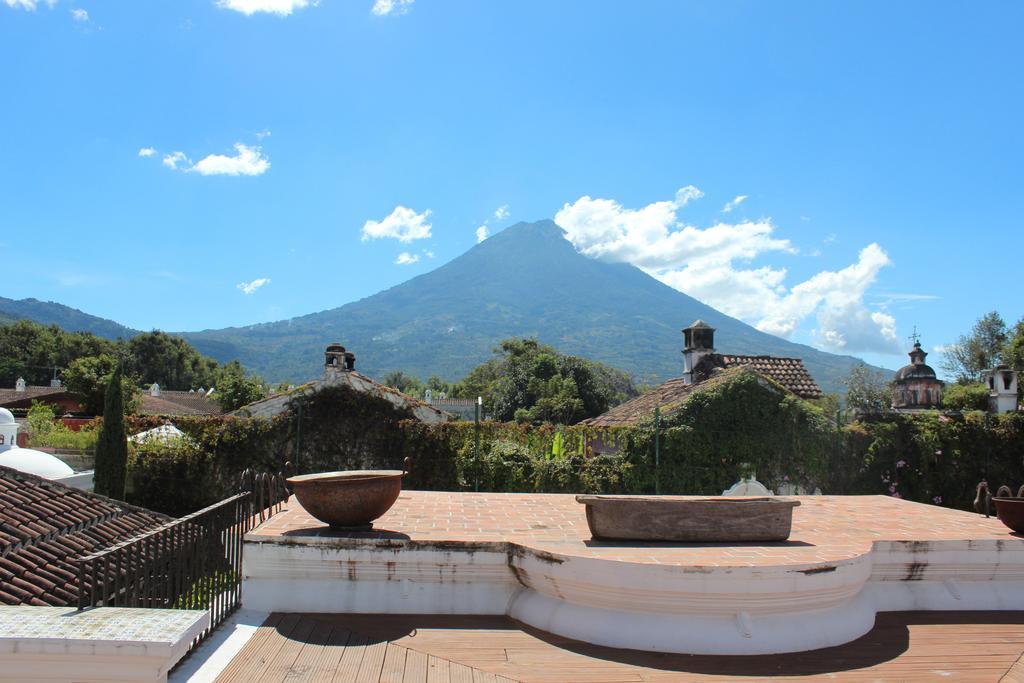 Pensativo House Hotel (Adults Only) Antigua Exterior photo