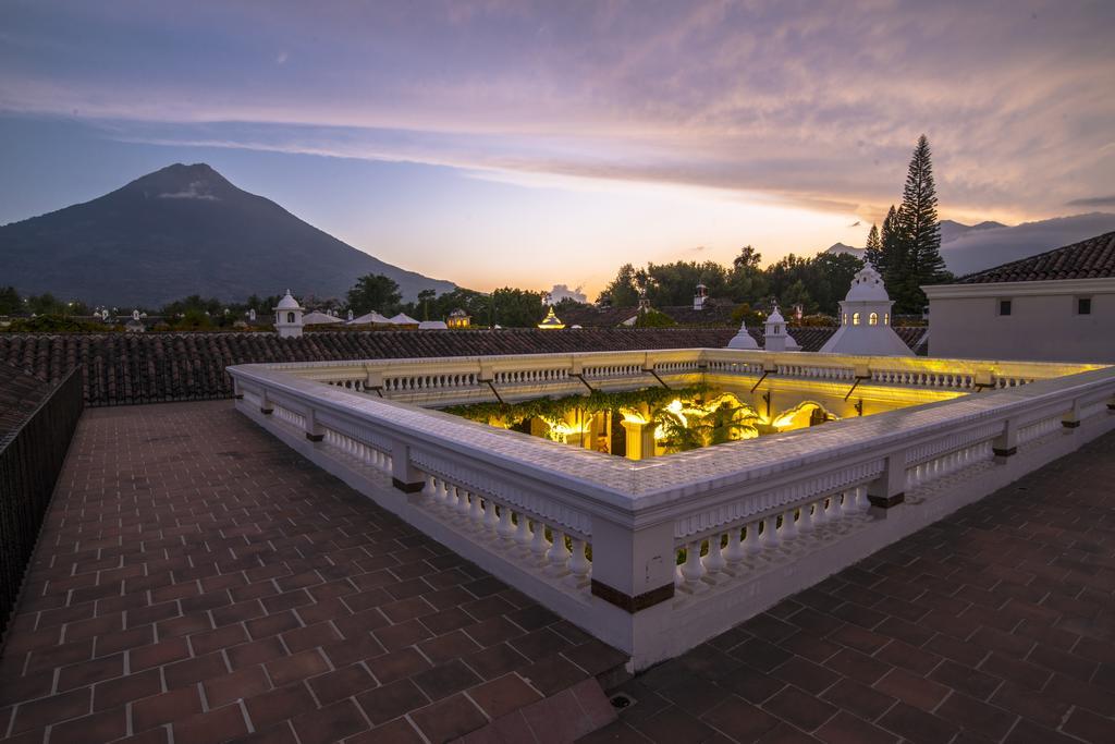 Pensativo House Hotel (Adults Only) Antigua Exterior photo