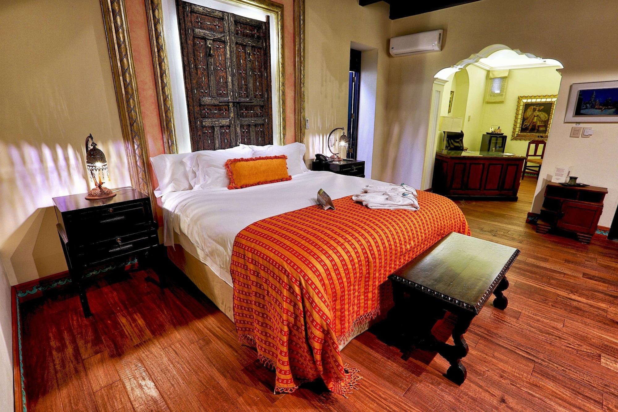 Pensativo House Hotel (Adults Only) Antigua Exterior photo