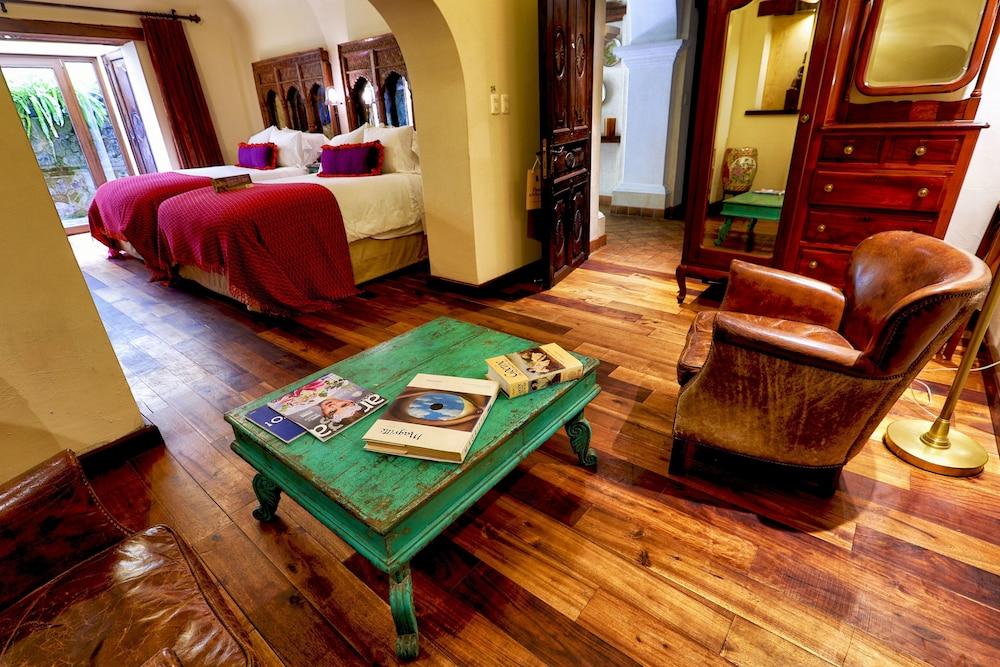 Pensativo House Hotel (Adults Only) Antigua Exterior photo