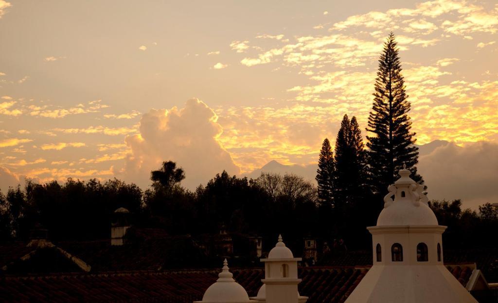 Pensativo House Hotel (Adults Only) Antigua Exterior photo