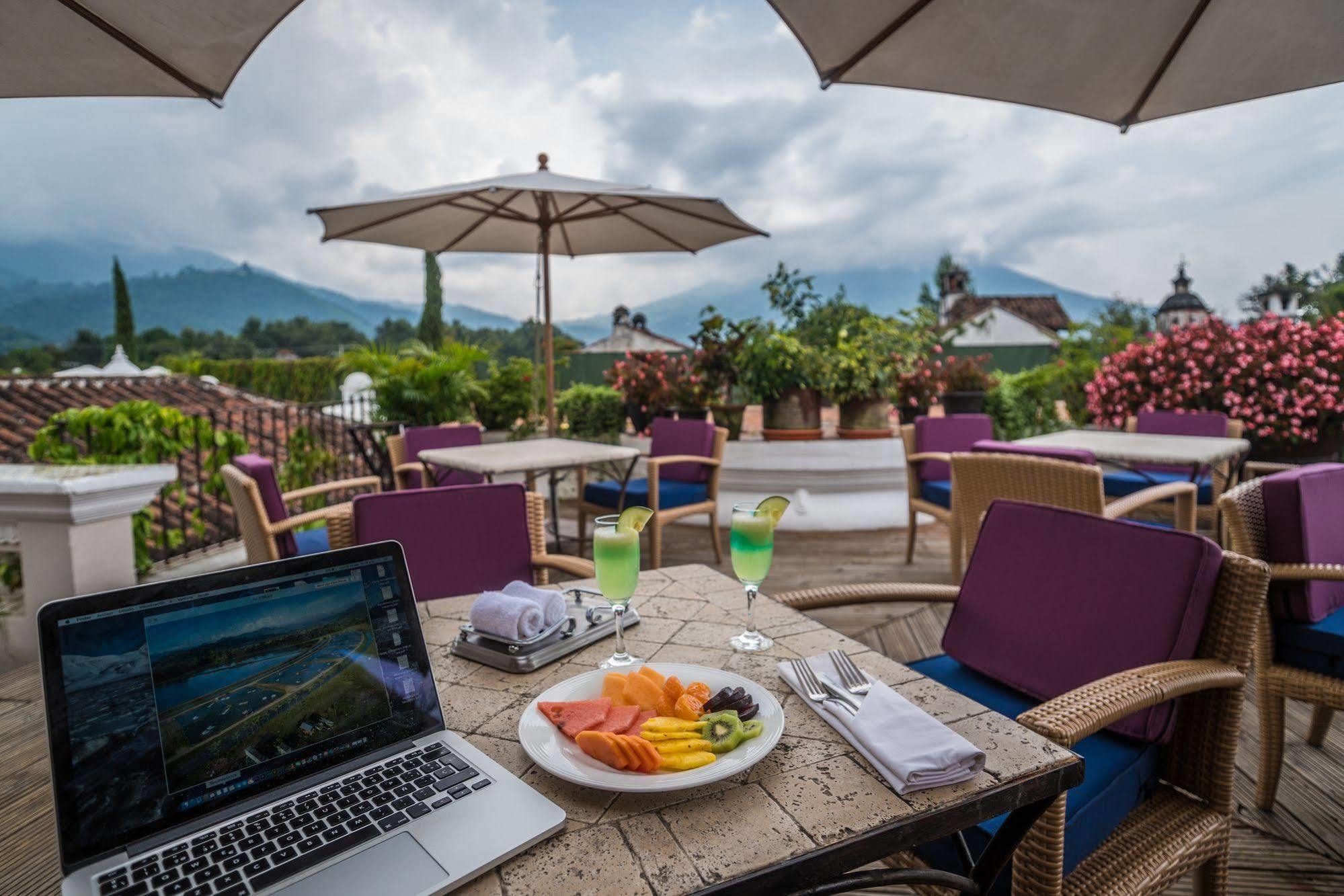 Pensativo House Hotel (Adults Only) Antigua Exterior photo