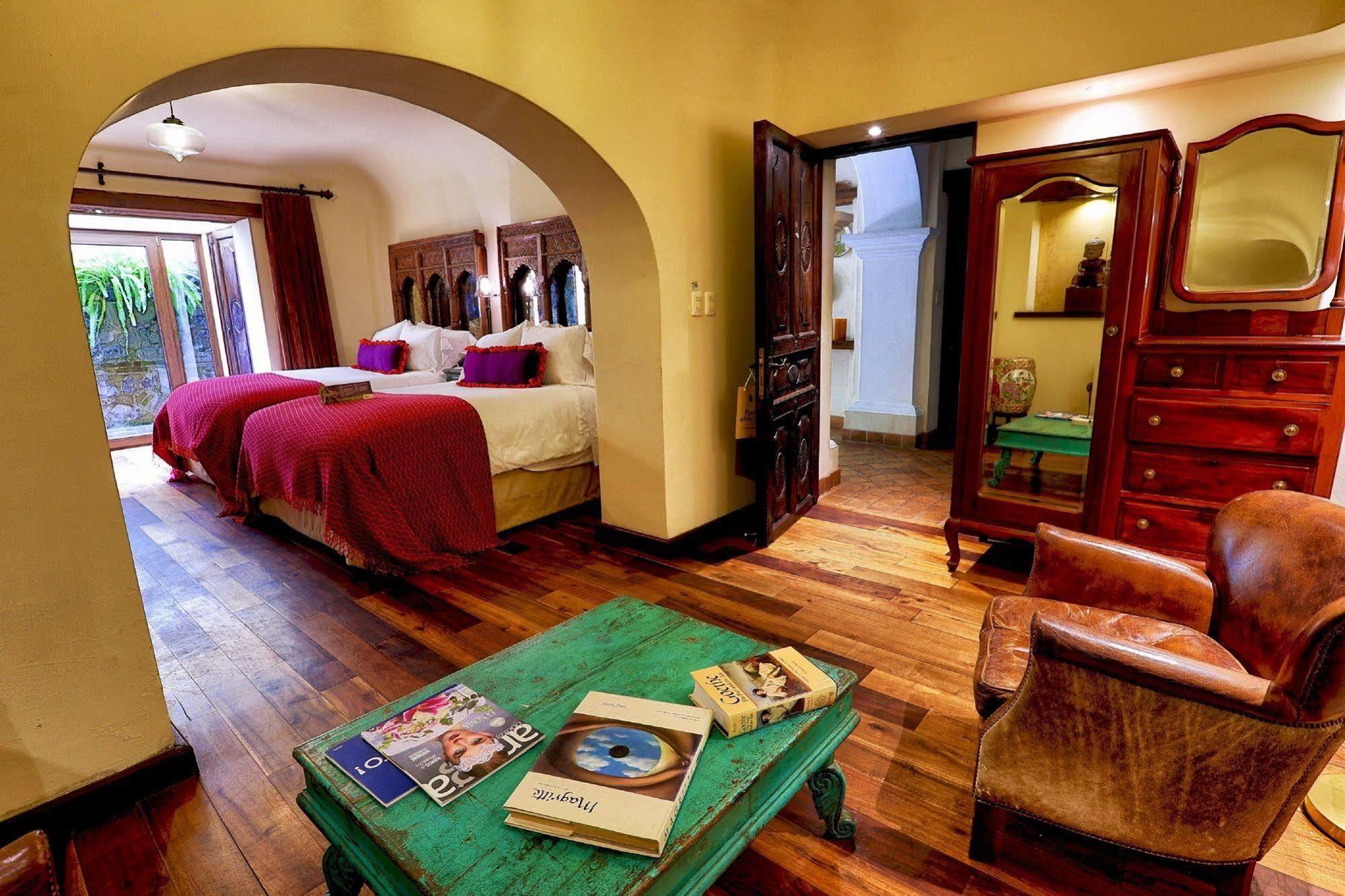 Pensativo House Hotel (Adults Only) Antigua Exterior photo