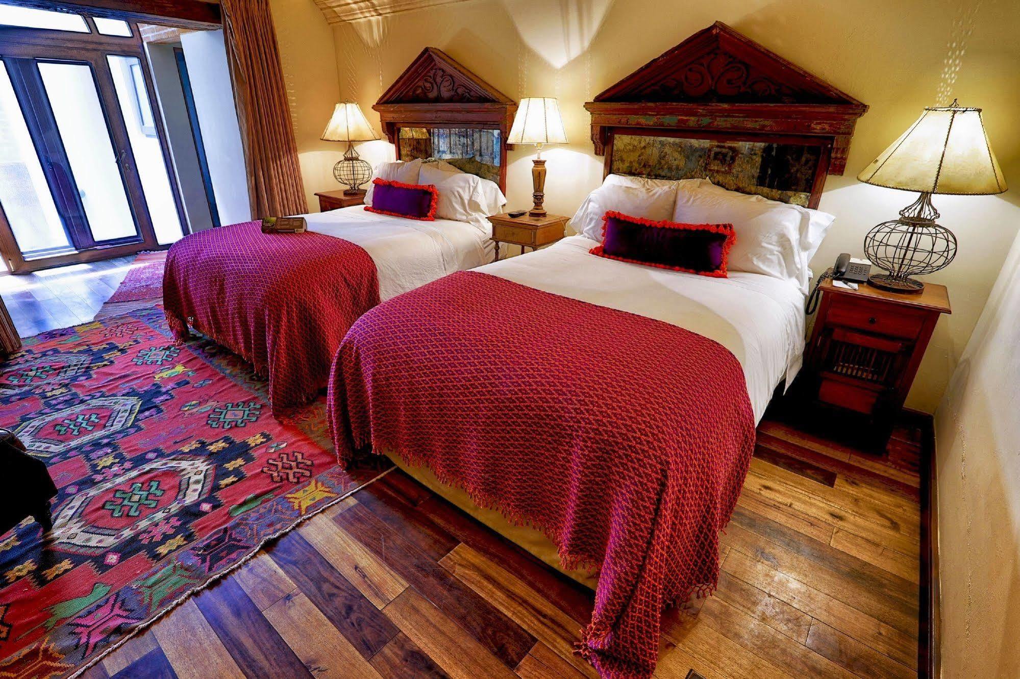 Pensativo House Hotel (Adults Only) Antigua Exterior photo