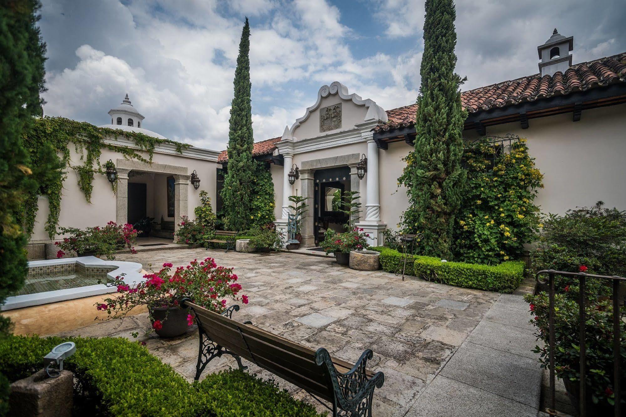 Pensativo House Hotel (Adults Only) Antigua Exterior photo