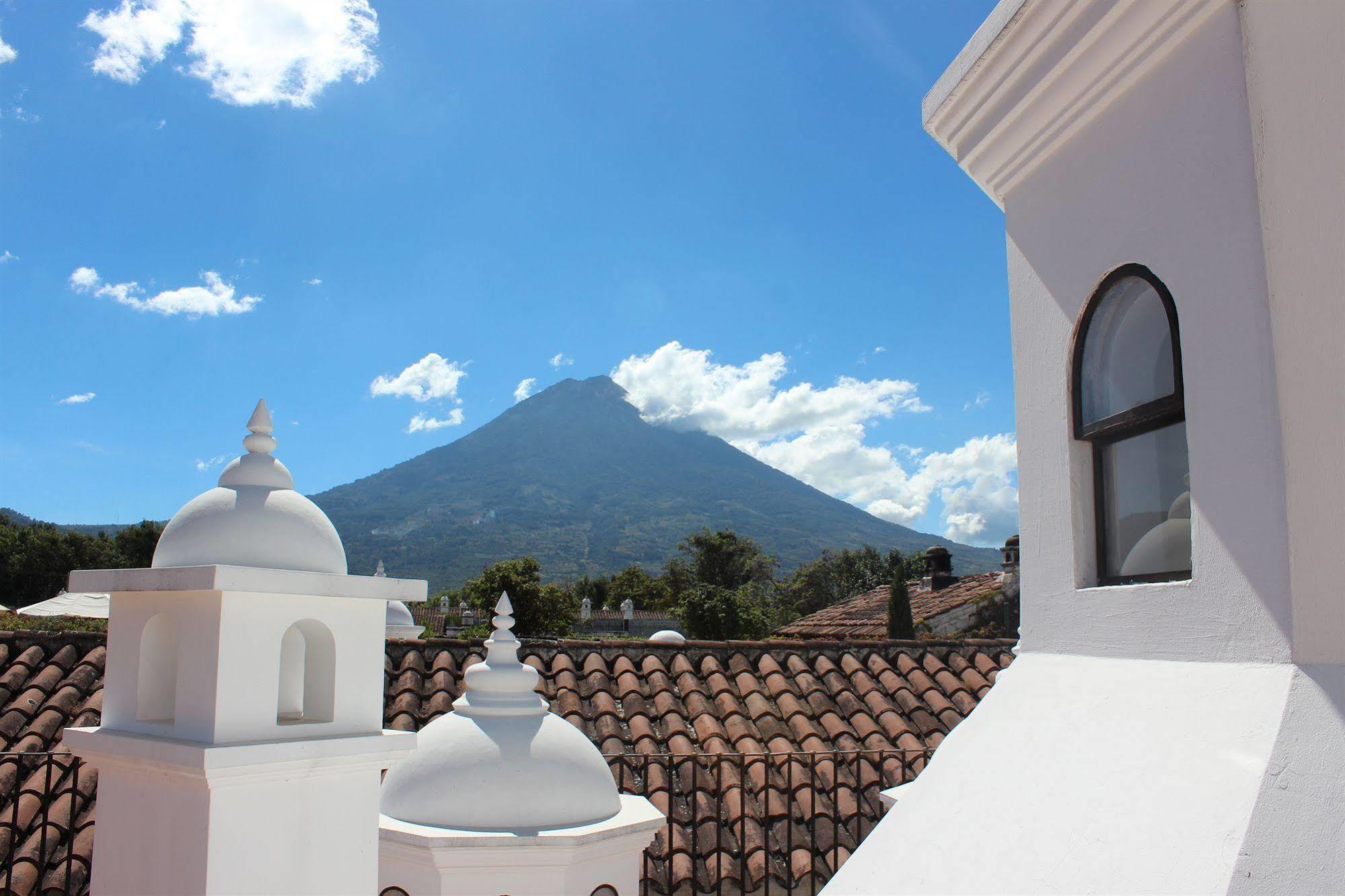 Pensativo House Hotel (Adults Only) Antigua Exterior photo