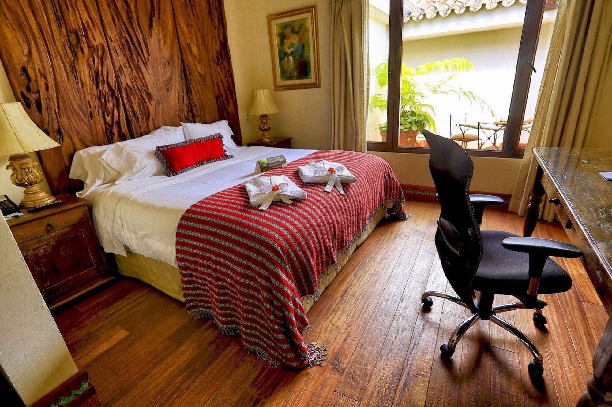 Pensativo House Hotel (Adults Only) Antigua Exterior photo